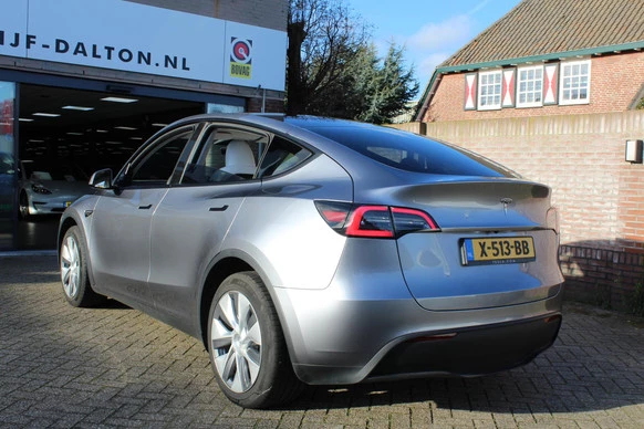 Tesla Model Y - Afbeelding 10 van 23