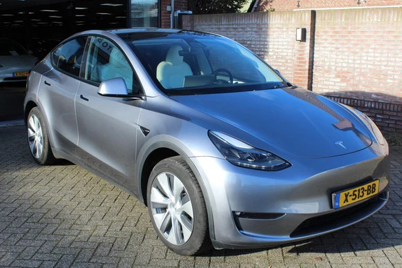 Tesla Model Y - Afbeelding 14 van 23