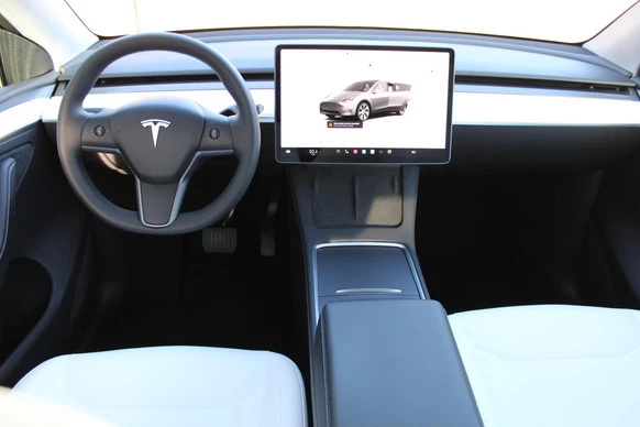 Tesla Model Y - Afbeelding 17 van 23