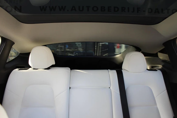 Tesla Model Y - Afbeelding 23 van 23