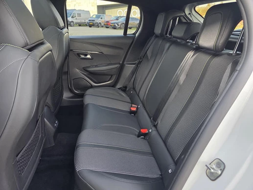 Peugeot 208 - Afbeelding 28 van 30