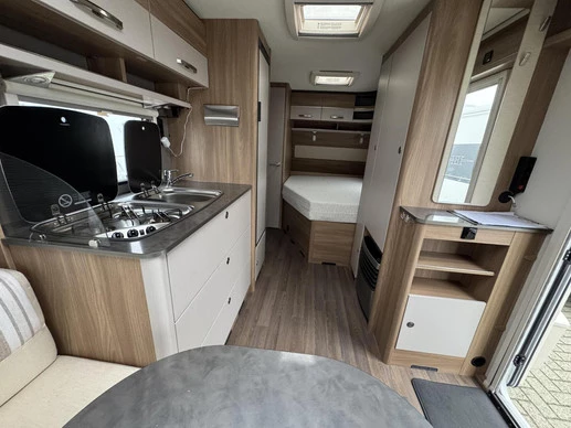 Bürstner PREMIO S-LINE 460 - Afbeelding 16 van 25