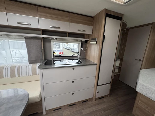 Bürstner PREMIO S-LINE 460 - Afbeelding 17 van 25