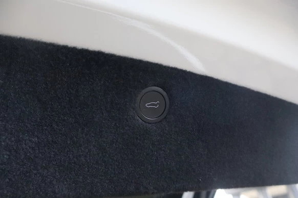 Tesla Model X - Afbeelding 13 van 27
