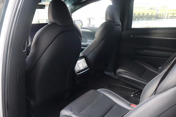 Tesla Model X - Afbeelding 10 van 27