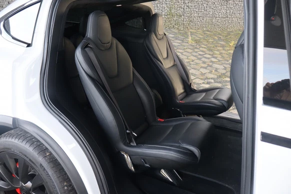 Tesla Model X - Afbeelding 27 van 27