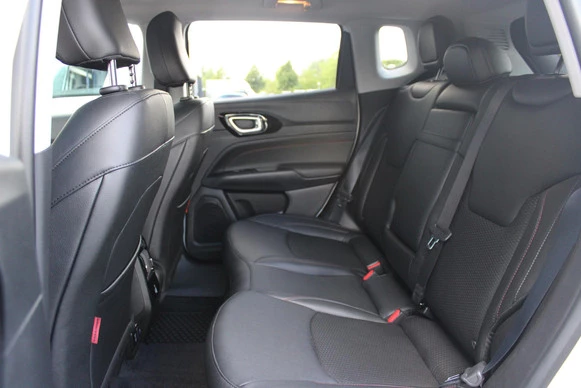 Jeep Compass - Afbeelding 18 van 30