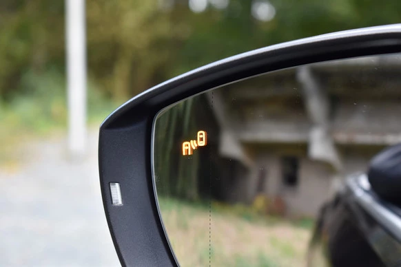 Volkswagen T-Roc - Afbeelding 15 van 30