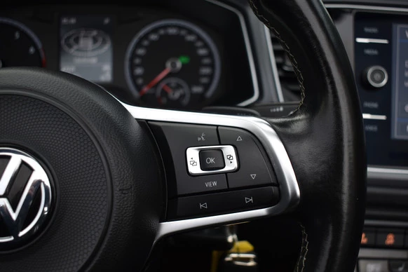 Volkswagen T-Roc - Afbeelding 28 van 30