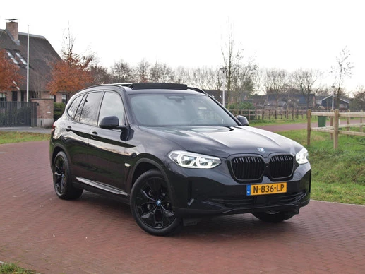 BMW iX3 - Afbeelding 1 van 30