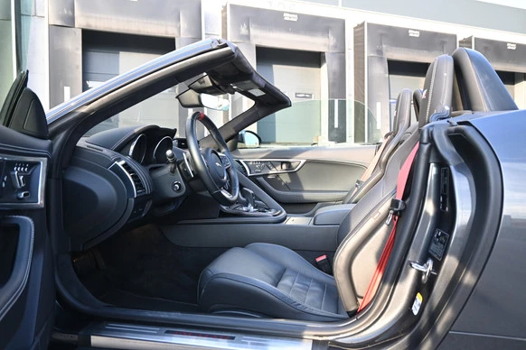 Jaguar F-Type - Afbeelding 2 van 28