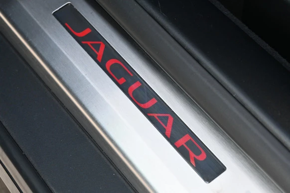 Jaguar F-Type - Afbeelding 24 van 28