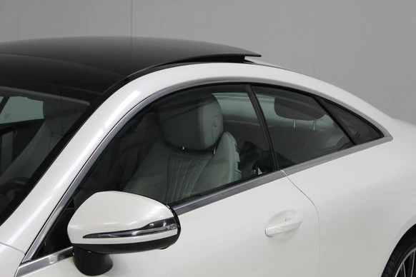 Mercedes-Benz E-Klasse - Afbeelding 25 van 30