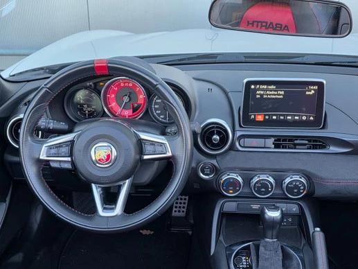 Abarth 124 Spider - Afbeelding 11 van 30
