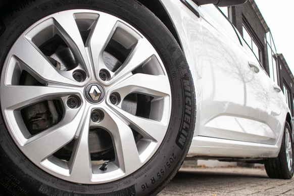 Renault Megane E-Tech - Afbeelding 13 van 30