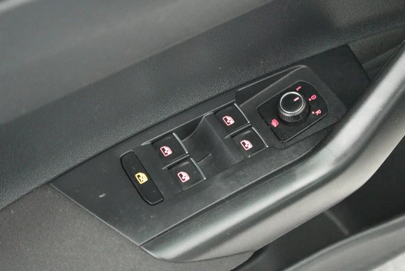 Volkswagen Polo - Afbeelding 12 van 30