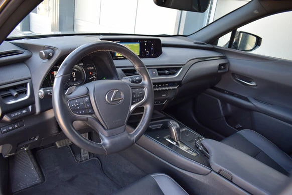 Lexus UX - Afbeelding 3 van 28