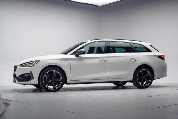 CUPRA Leon Sportstourer - Afbeelding 2 van 30