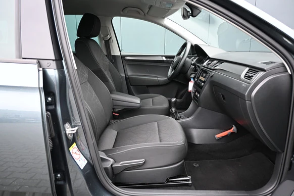 Škoda Rapid - Afbeelding 28 van 30