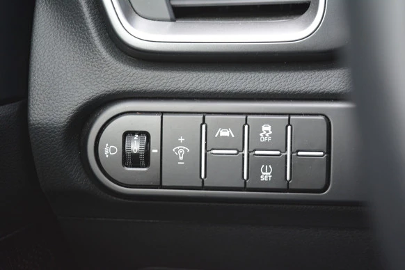 Kia Ceed - Afbeelding 15 van 25