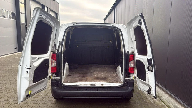 Peugeot Partner - Afbeelding 8 van 13