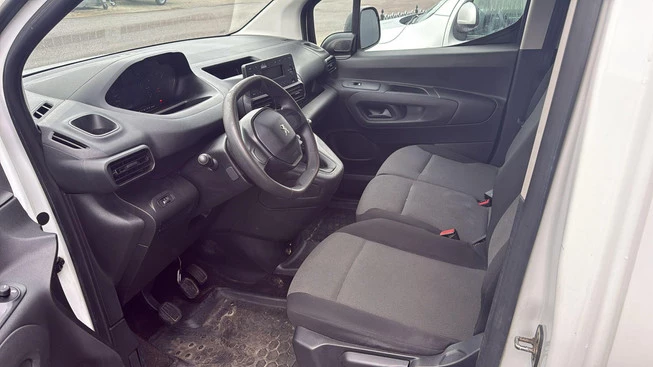 Peugeot Partner - Afbeelding 2 van 13