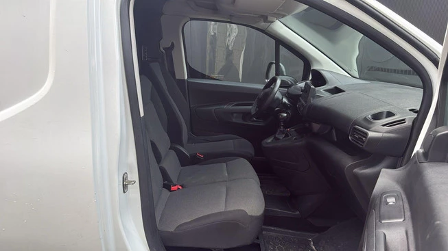 Peugeot Partner - Afbeelding 10 van 13