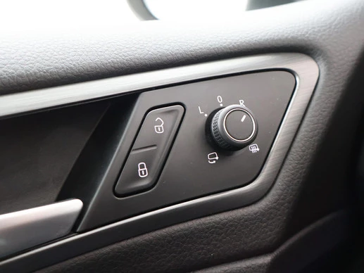 Volkswagen e-Golf - Afbeelding 27 van 30