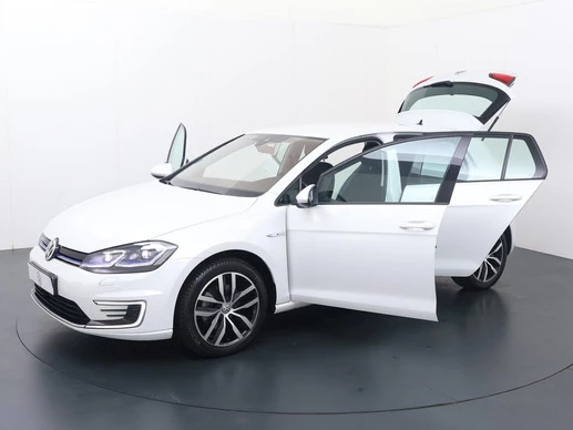 Volkswagen e-Golf - Afbeelding 28 van 30