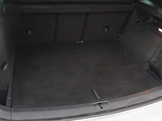 Volkswagen Tiguan - Afbeelding 16 van 30