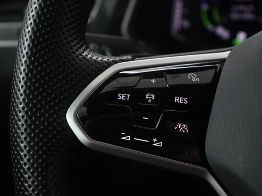 Volkswagen Tiguan - Afbeelding 23 van 30