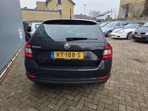 Škoda Rapid - Afbeelding 4 van 30