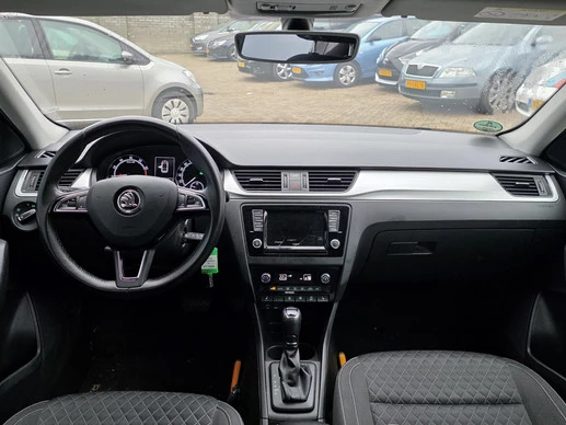 Škoda Rapid - Afbeelding 9 van 30