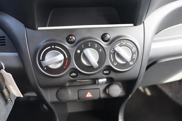 Suzuki Alto - Afbeelding 15 van 30