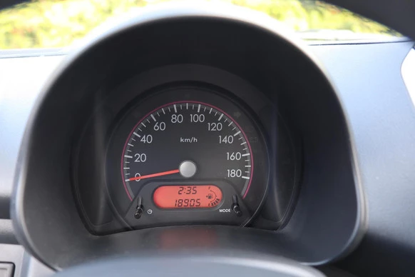 Suzuki Alto - Afbeelding 16 van 30