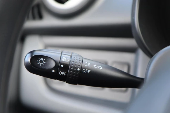 Suzuki Alto - Afbeelding 17 van 30