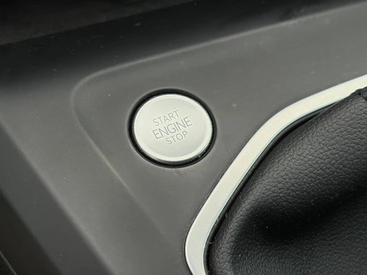 Volkswagen Golf - Afbeelding 16 van 29