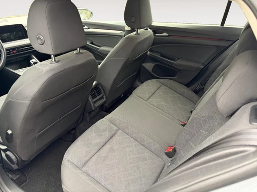 Volkswagen Golf - Afbeelding 22 van 29