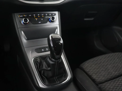 Opel Astra - Afbeelding 8 van 30