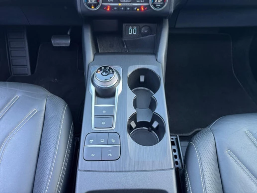 Ford Kuga - Afbeelding 12 van 30