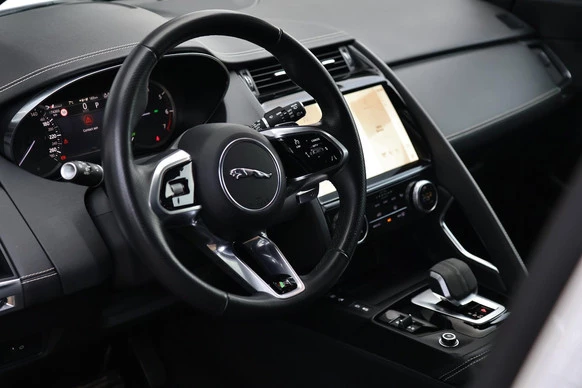 Jaguar E-PACE - Afbeelding 11 van 23