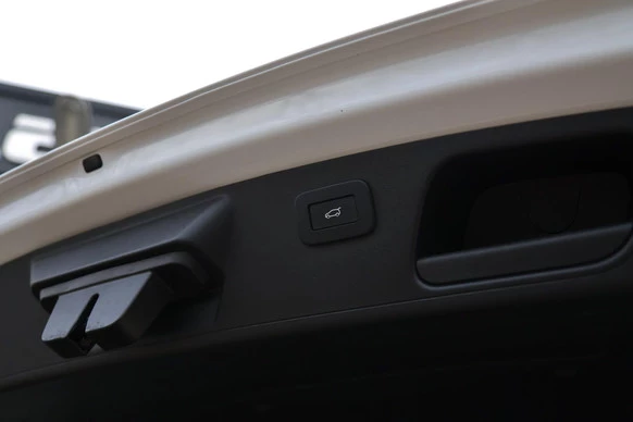 Jaguar E-PACE - Afbeelding 19 van 23