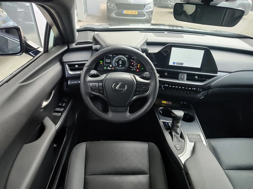 Lexus UX - Afbeelding 13 van 30