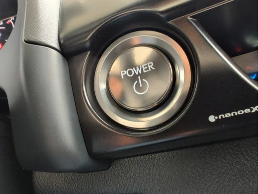 Lexus UX - Afbeelding 17 van 30