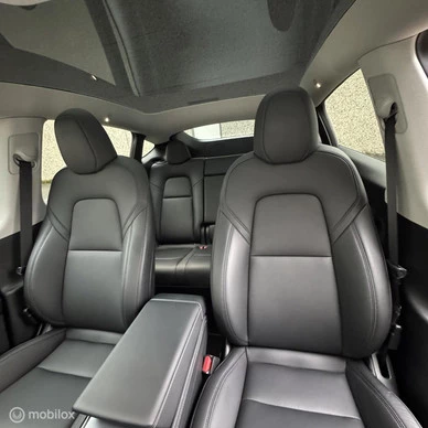 Tesla Model Y - Afbeelding 9 van 20