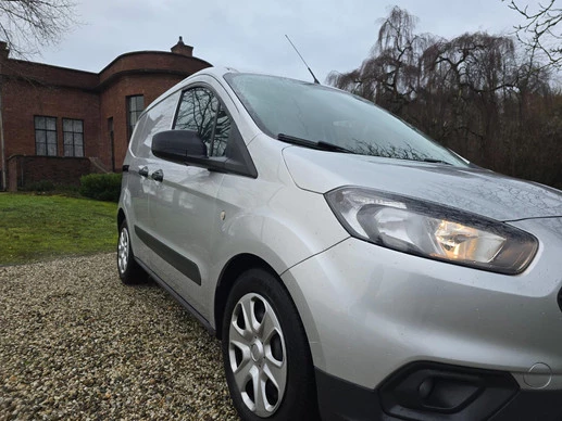 Ford Transit Courier - Afbeelding 8 van 30