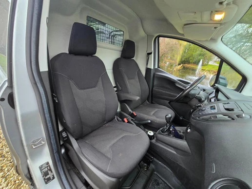Ford Transit Courier - Afbeelding 9 van 30
