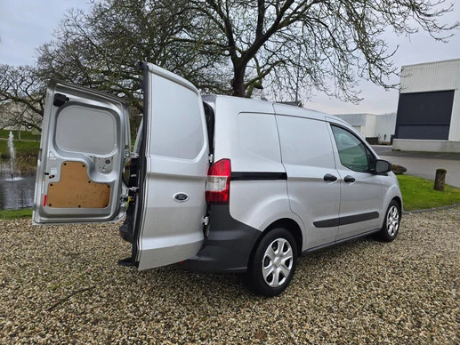 Ford Transit Courier - Afbeelding 18 van 30