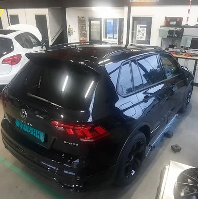 Volkswagen Tiguan - Afbeelding 2 van 11