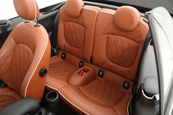 MINI Cooper Cabrio - Afbeelding 23 van 24